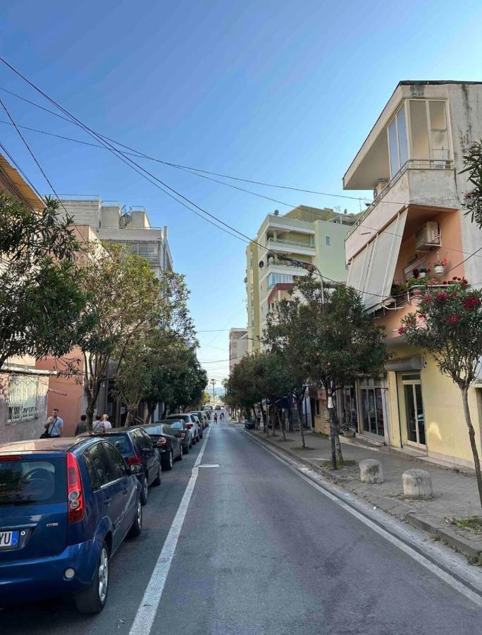 Apartment Lovely One Bedroom Flat In 1